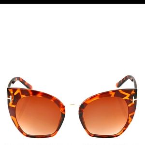 🌺Turkey branded ( Twelve) Leopard Sunglasses